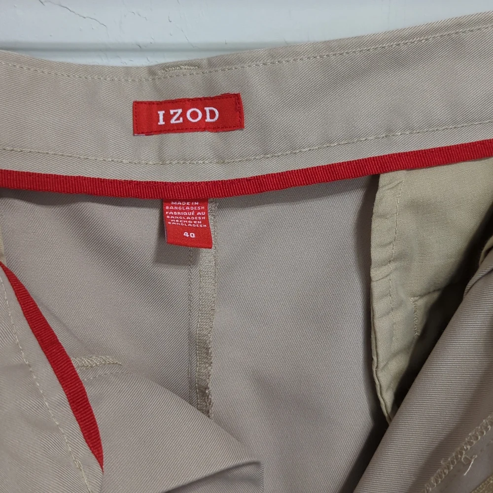 IZOD Golf Shorts Size 40